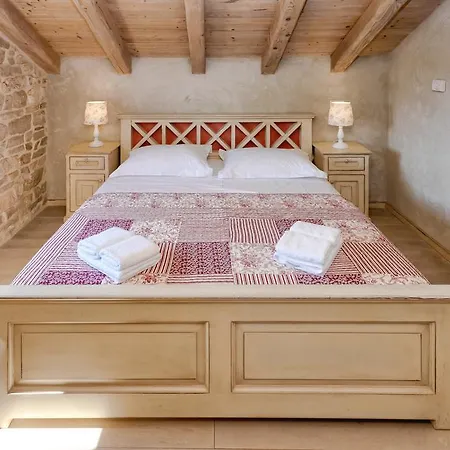 Villa Natural Rusticana *