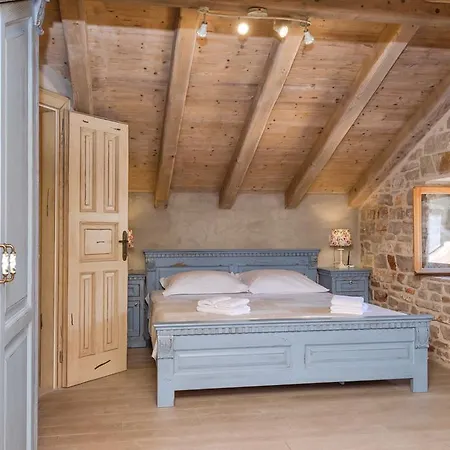 Villa Natural Rusticana *