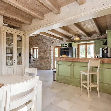 Natural Rusticana Villa