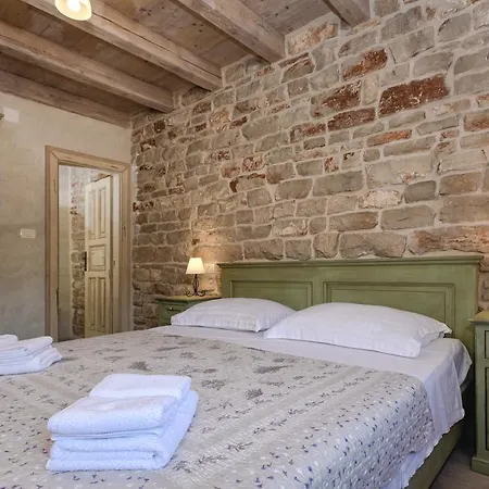 Villa Natural Rusticana Stari Grad (Hvar)