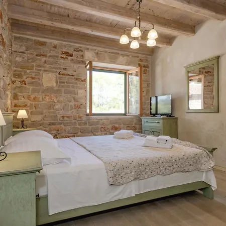 Natural Rusticana