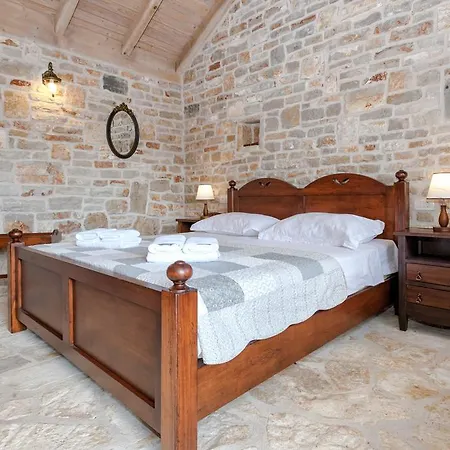 Villa Natural Rusticana *