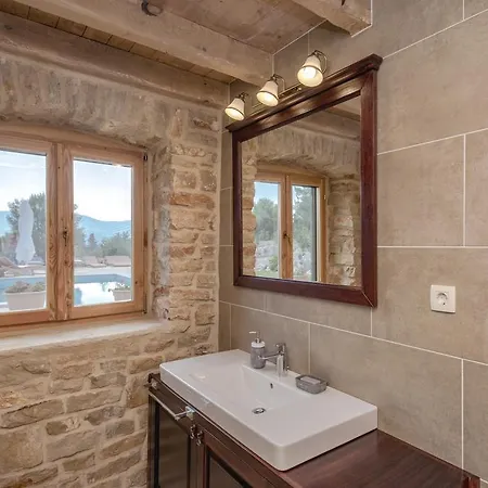 Villa Natural Rusticana *