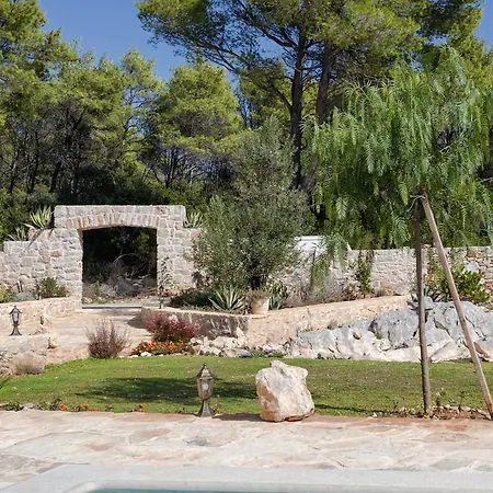 Natural Rusticana Stari Grad (Hvar)